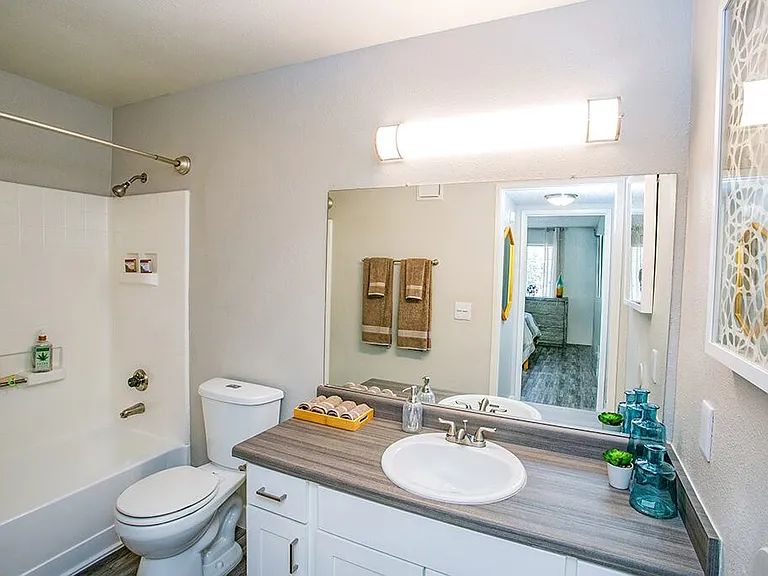 St. Lucia Apartment Homes — Photo 9