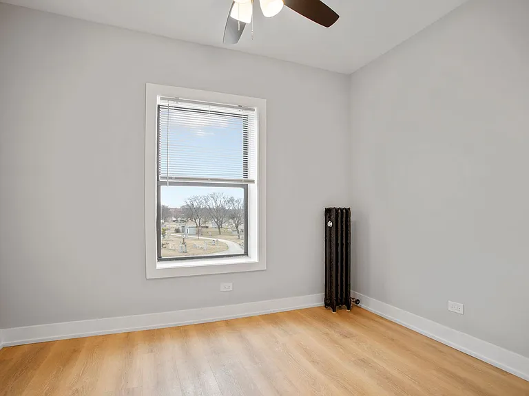 The Juneway Terrace — Photo 48