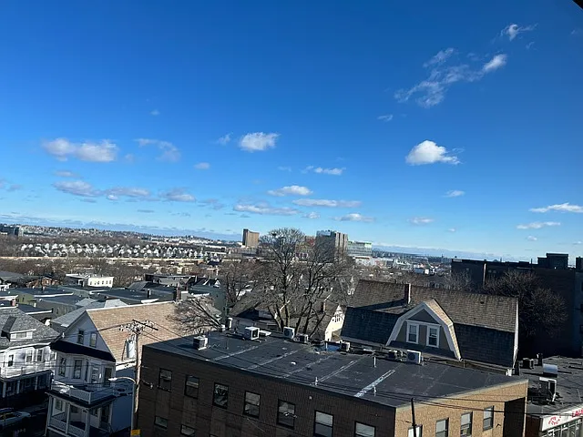 Adams St — Photo 10