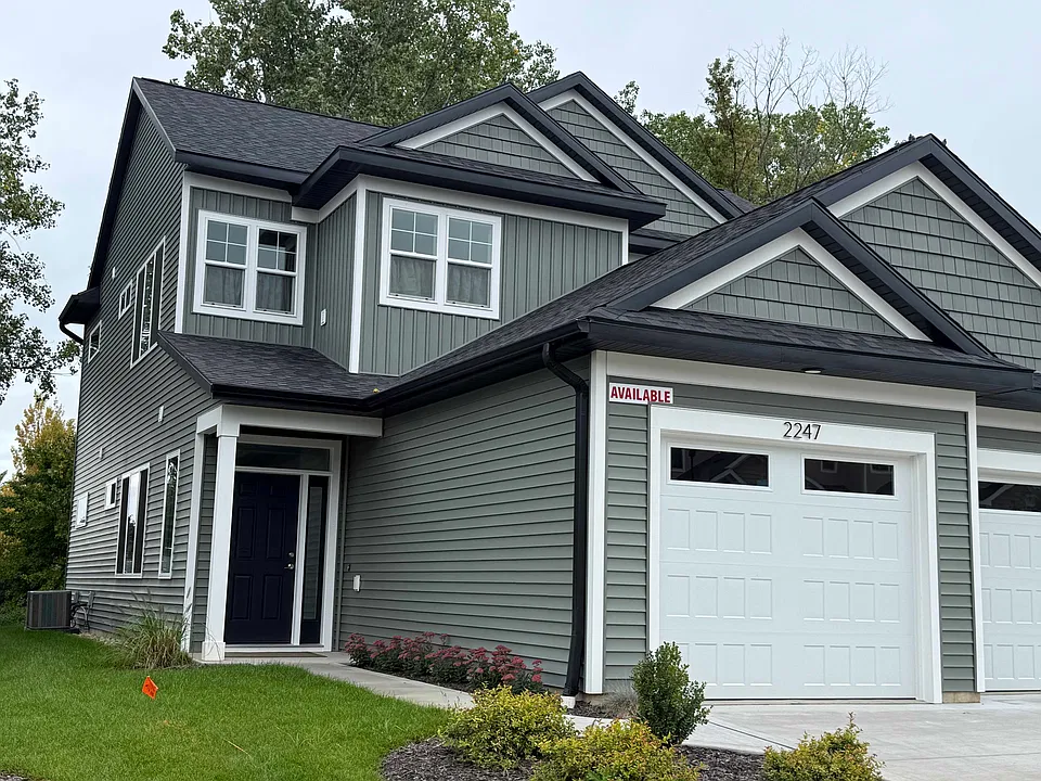 2247 Watertown Way