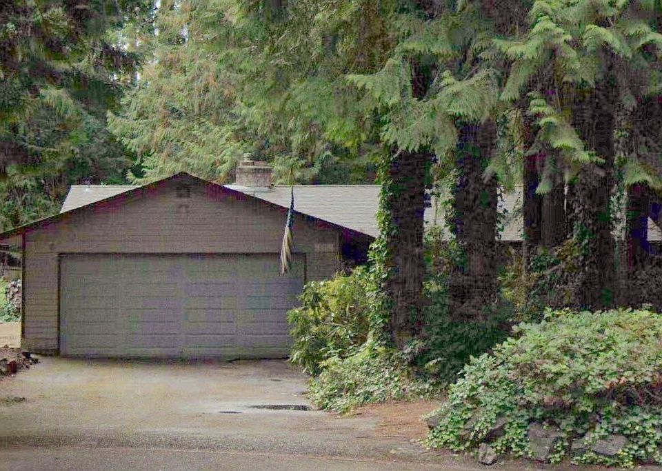 1st image of 576 Bridle View Court NW