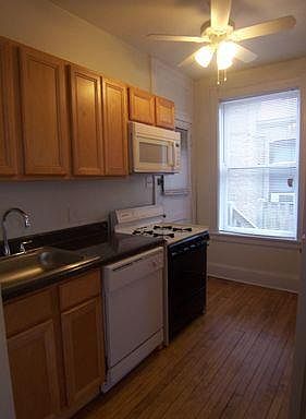 5th image of 1953 W Montrose Ave #2