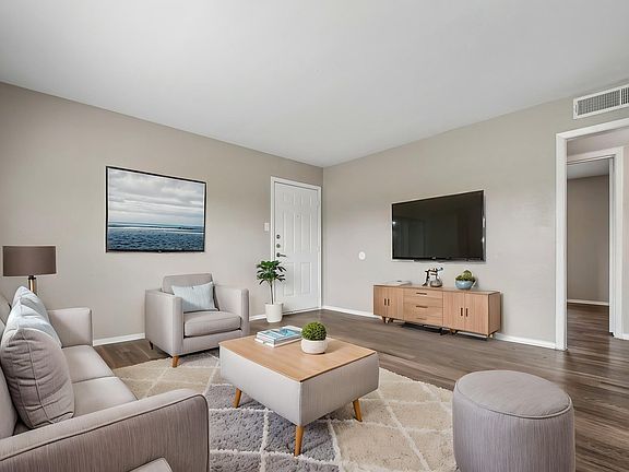 2nd image of 8071 N Lamar Blvd #22-169