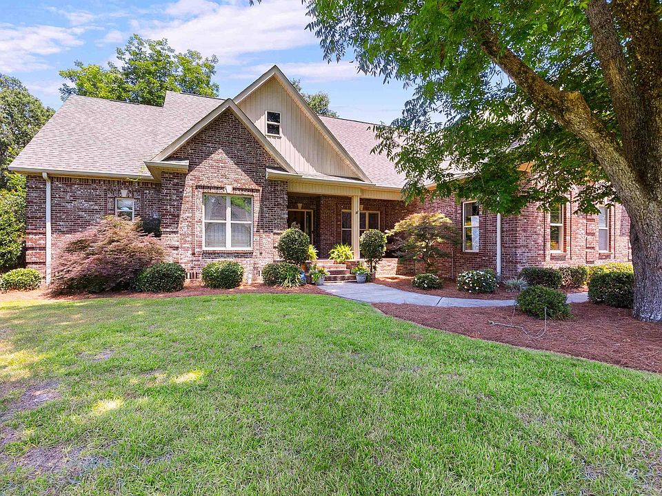 1st image of 104 River Rock Ct