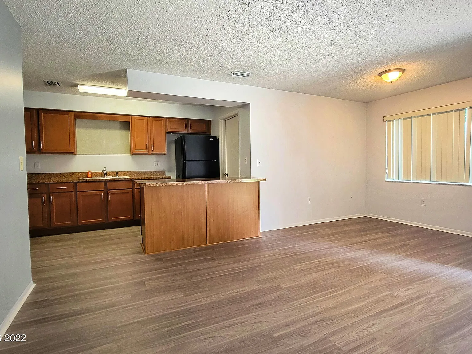 1 bed, 1.0 bath, 650 sqft, $1,295 — Photo 3