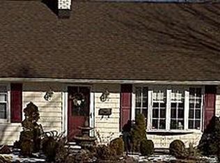 21 Loretta Dr, Little Falls, NJ 07424