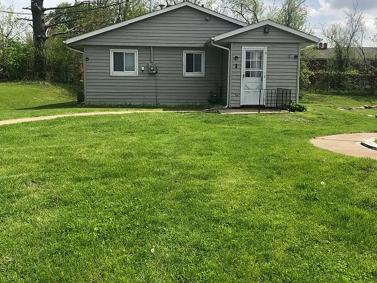 1 Oakland Ln NE — Photo 8
