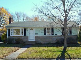 20 Tarawa Dr, Warwick, RI 02886