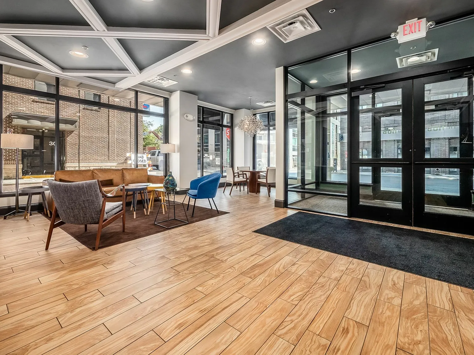 The Hub — Photo 4
