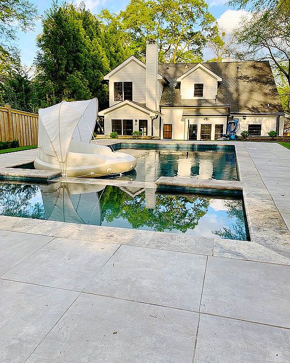 Spa/Pool - 226 Huntington