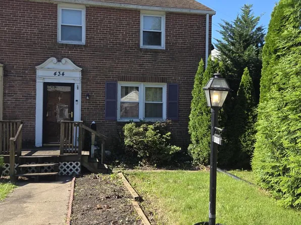 434 Forest Dr, Wilmington, DE 19804
