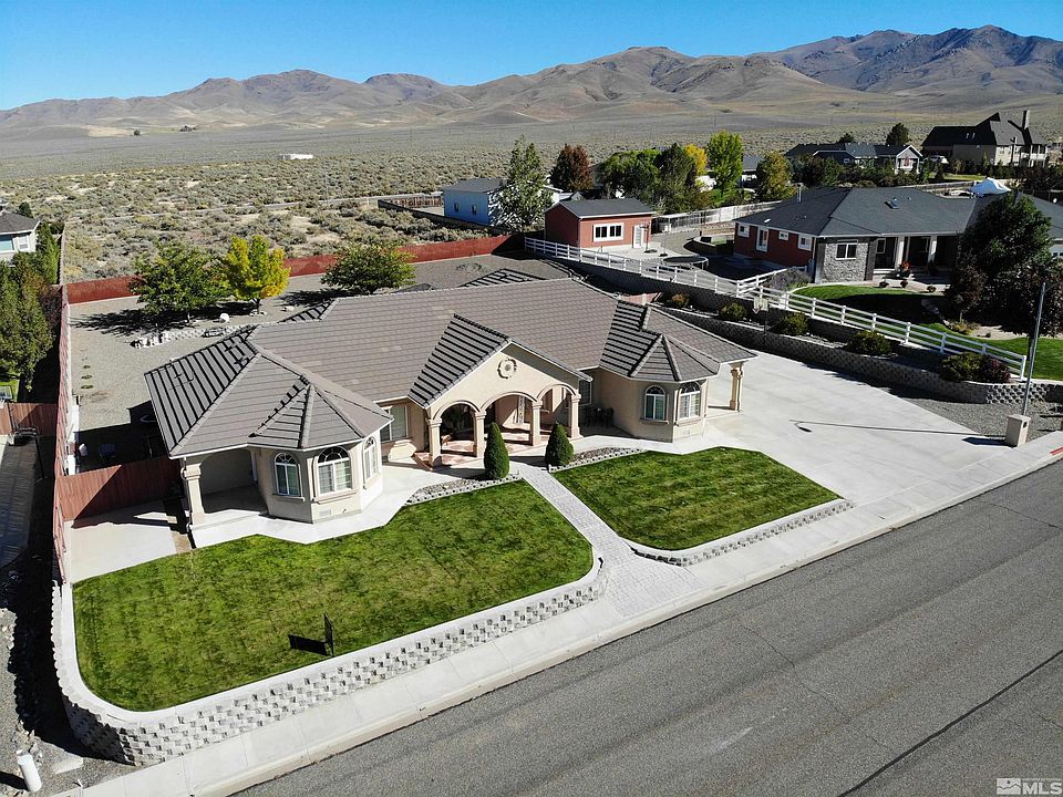 1st image of 2905 Paiute St
