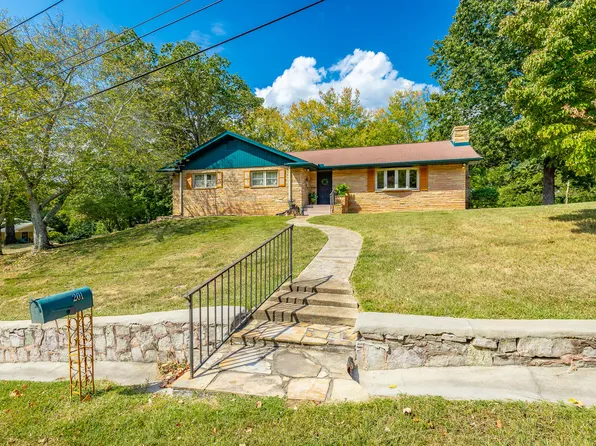 201 Sunset Dr, Rossville, GA 30741