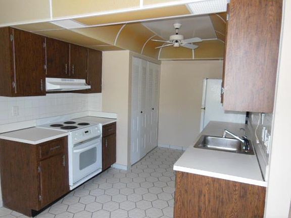 3rd image of 5112 Campanelli Cir