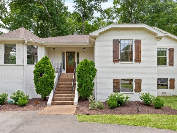 5911 Old Harding Pike, Nashville, TN 37205