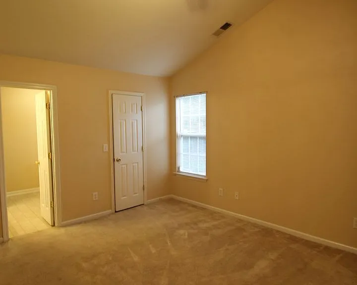 1281 Spring View Ct — Photo 14