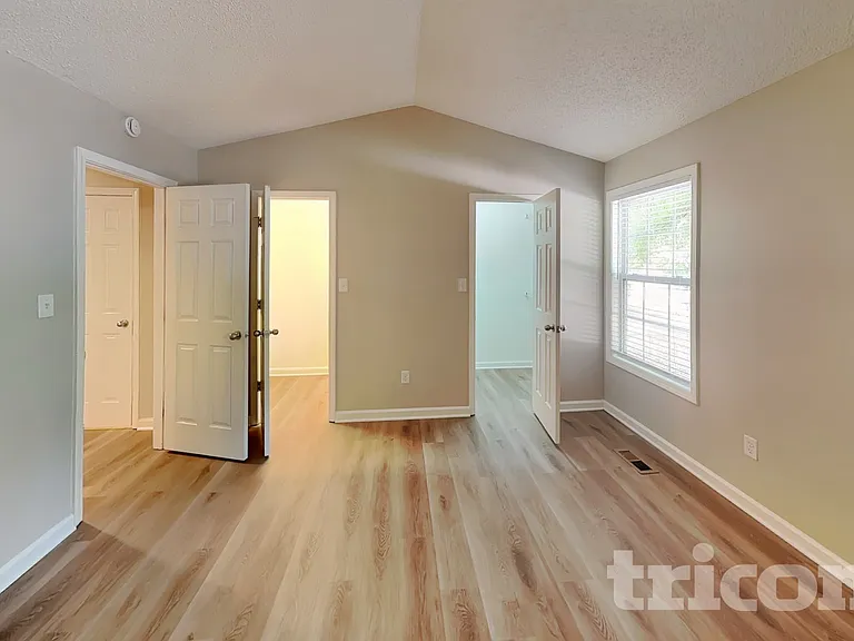 1614 Barbara Ann Cir — Photo 8