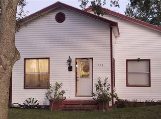 148 N 2nd St, Eagle Lake, FL 33839