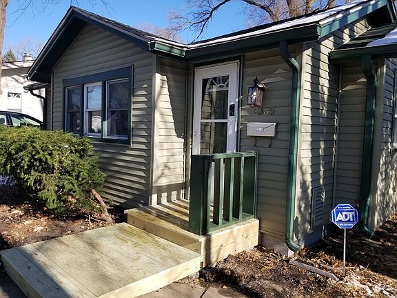 2nd image of 2305 Hermon Ave