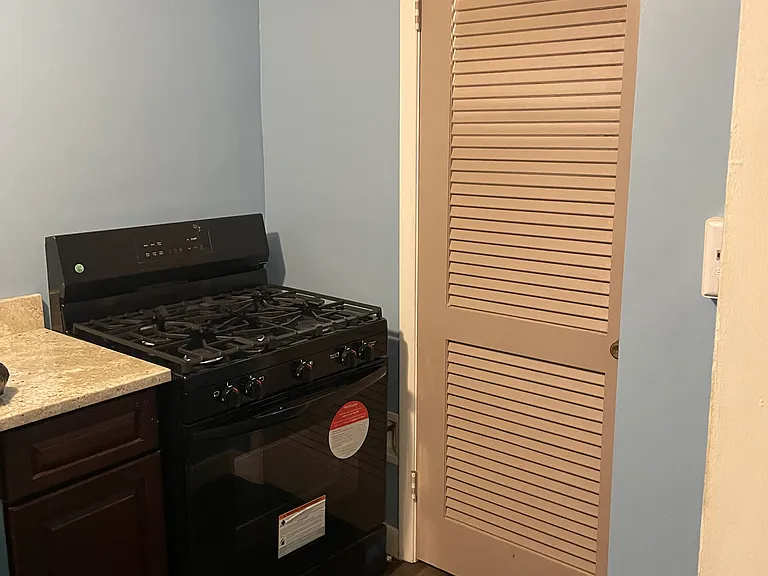 4233 Ridge Rd #8 — Photo 18