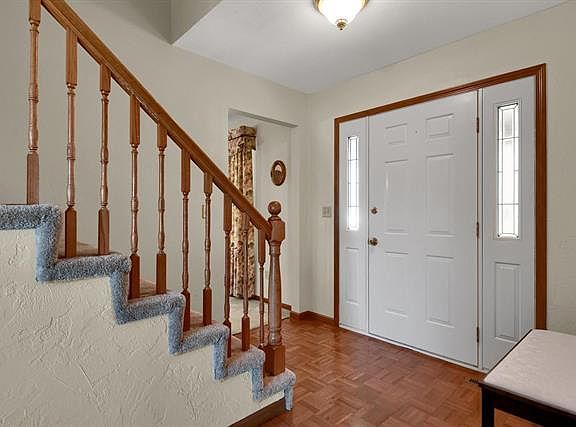 5th image of 1711 Saint Andrews Dr