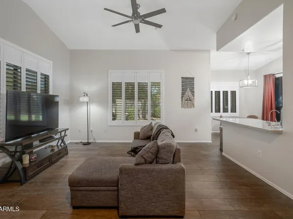 2929 W YORKSHIRE Drive #1102, Phoenix, AZ 85027