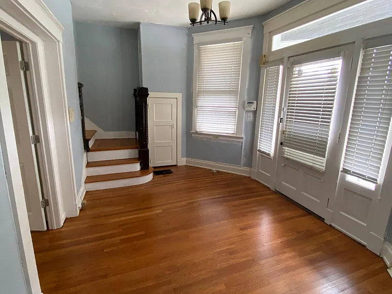 2823 Highland Ave #1 — Photo 8
