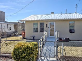 518 Kinley Ave NW, Albuquerque, NM 87102
