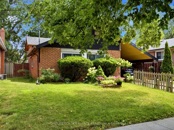 913 Brimorton Dr, Toronto, ON M1G 2T8