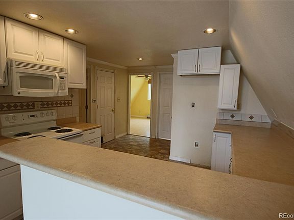 4th image of 11067 Circle Dr