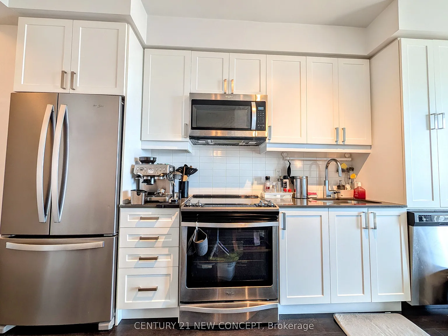1 bed, $2,200 — Photo 4