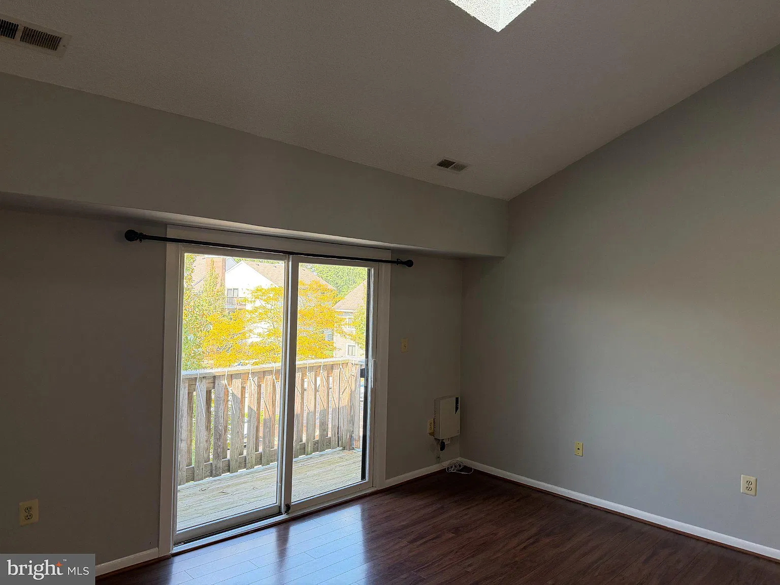 1 bed, 1.0 bath, 667 sqft, $1,900 — Photo 4