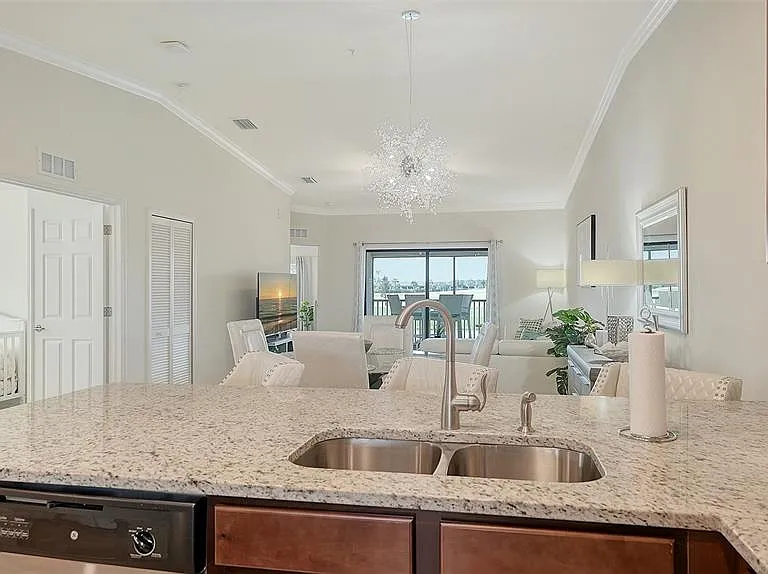 5710 Palmer Cir #201 — Photo 23