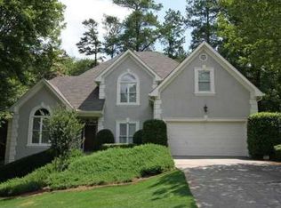 835 Stonehaven Ln, Alpharetta, GA 30005