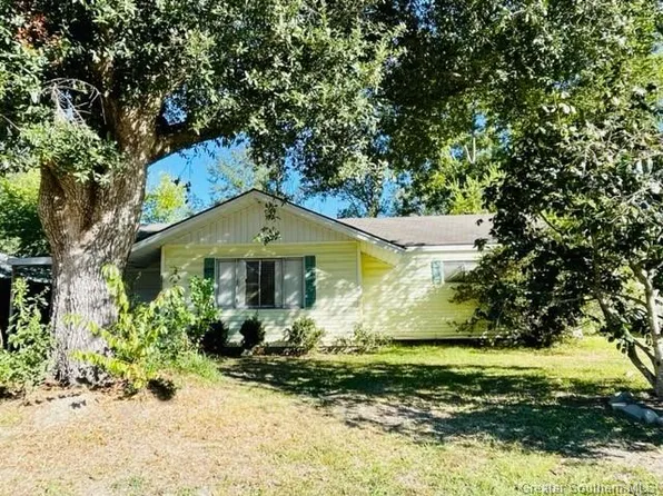 2005 13th St, Lake Charles, LA 70601