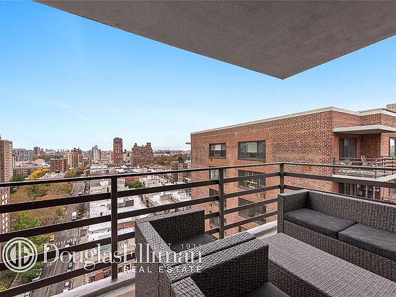 4th image of 392 Central Park W APT 20R