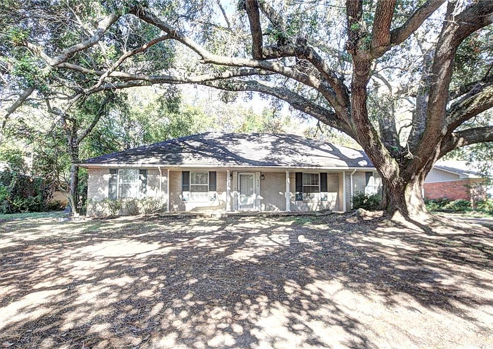 1st image of 612 Parkway Dr