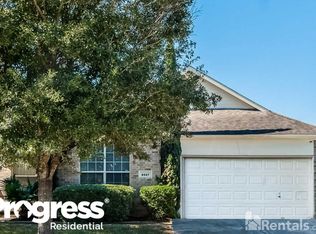 8527 Woodland Knoll Ln, Cypress, TX 77433