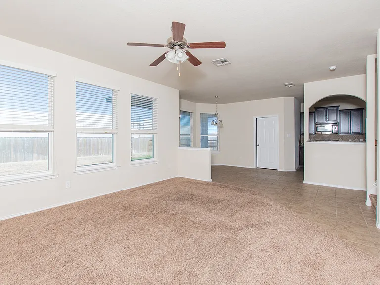 3007 Black Orchid Dr — Photo 2