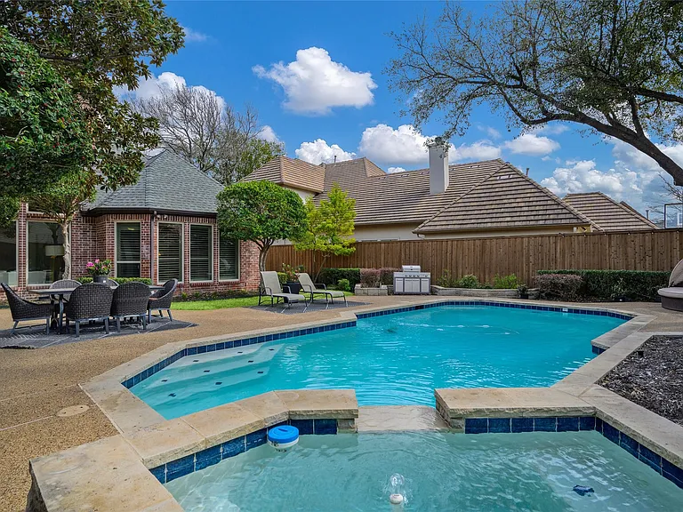 5624 Gillum Dr — Photo 34