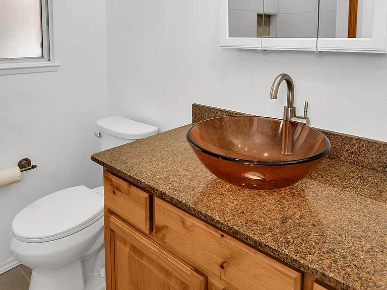 7208 Bellrose Ave NE — Photo 24