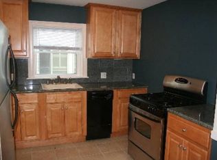 20 Lynde St APT 4, Salem, MA 01970