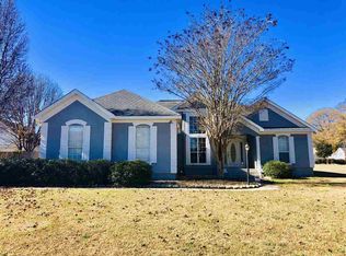 100 Kestral Way, Kathleen, GA 31047