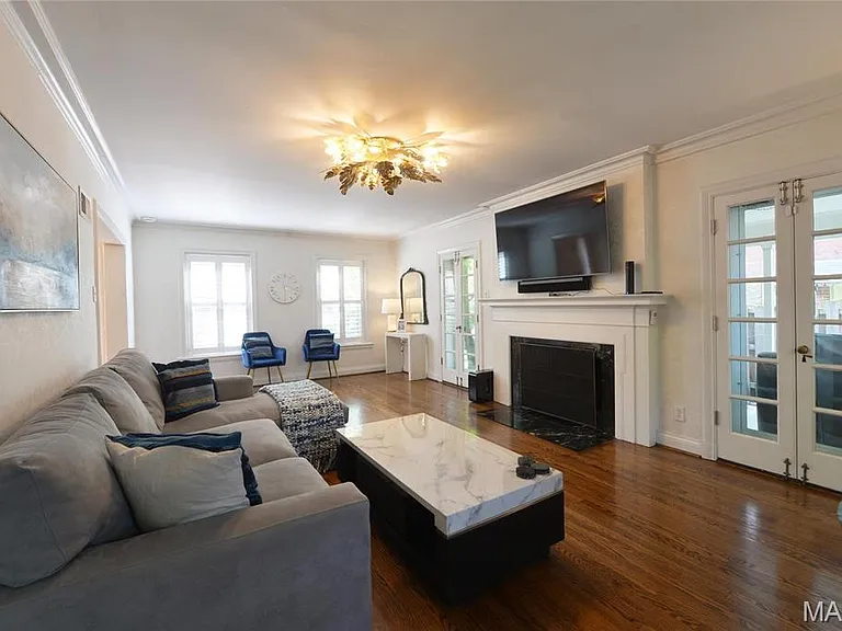 937 S Bemiston Ave — Photo 7