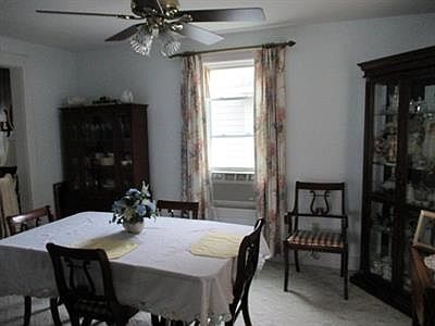 5th image of 247 Lynwood Ave