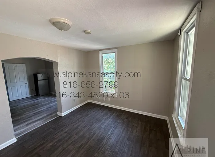 1 bed, 1.0 bath, 750 sqft, $695 — Photo 2