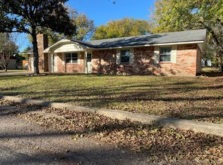 1426 Olive St, Durant, OK 74701