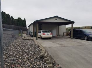 704 SW Runnion Ave, Pendleton, OR 97801