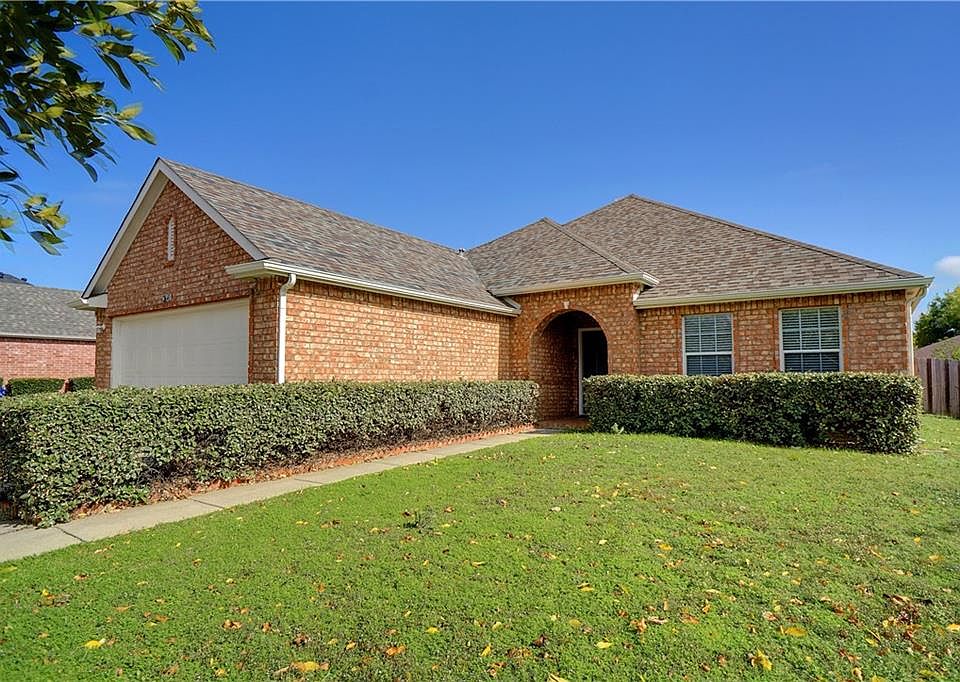 1st image of 2641 Elderberry Ln