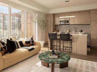 West House, Toronto, ON M5V 0W8